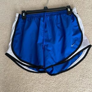 Nike running shorts women’s